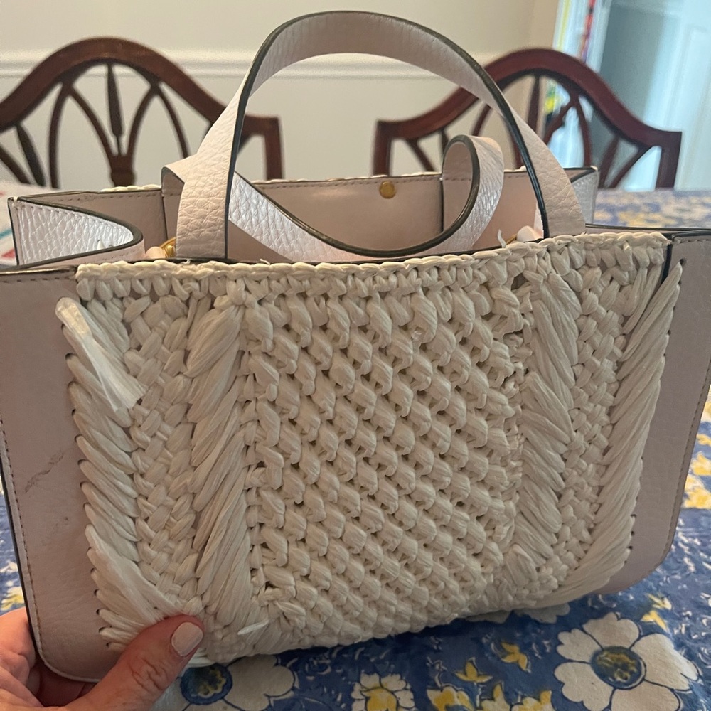 Valentino Garavani VLOGO Small Raffia Top-Handle Bag - Picture 2 of 8